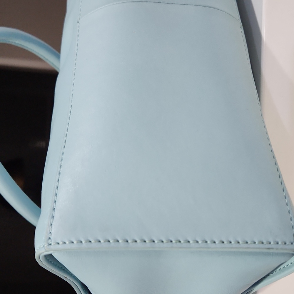 Kate Spade Beacon Court Satchel, Light Blue Bag. - Picture 8 of 12